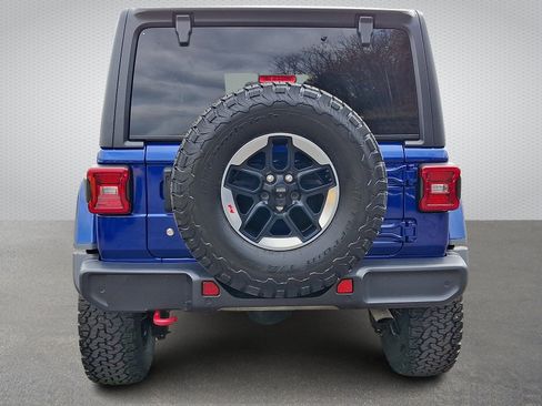 Certified 2019 Jeep Wrangler Unlimited Rubicon w/ Dual Top Group image 5