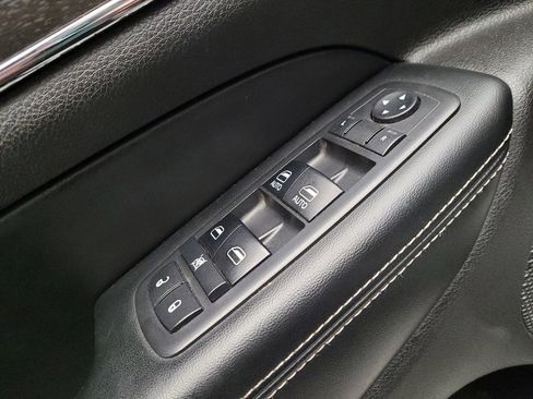 Used 2017 Jeep Grand Cherokee Limited w/ Luxury Group II RWD image 27