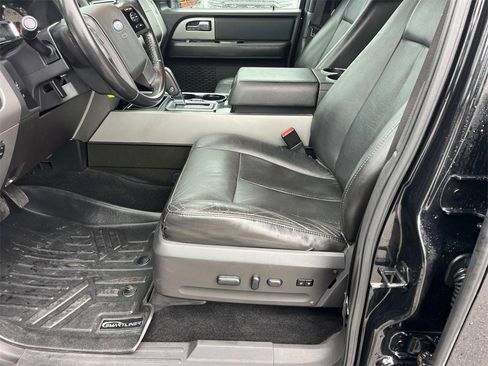 Used 2013 Ford Expedition EL Limited image 30