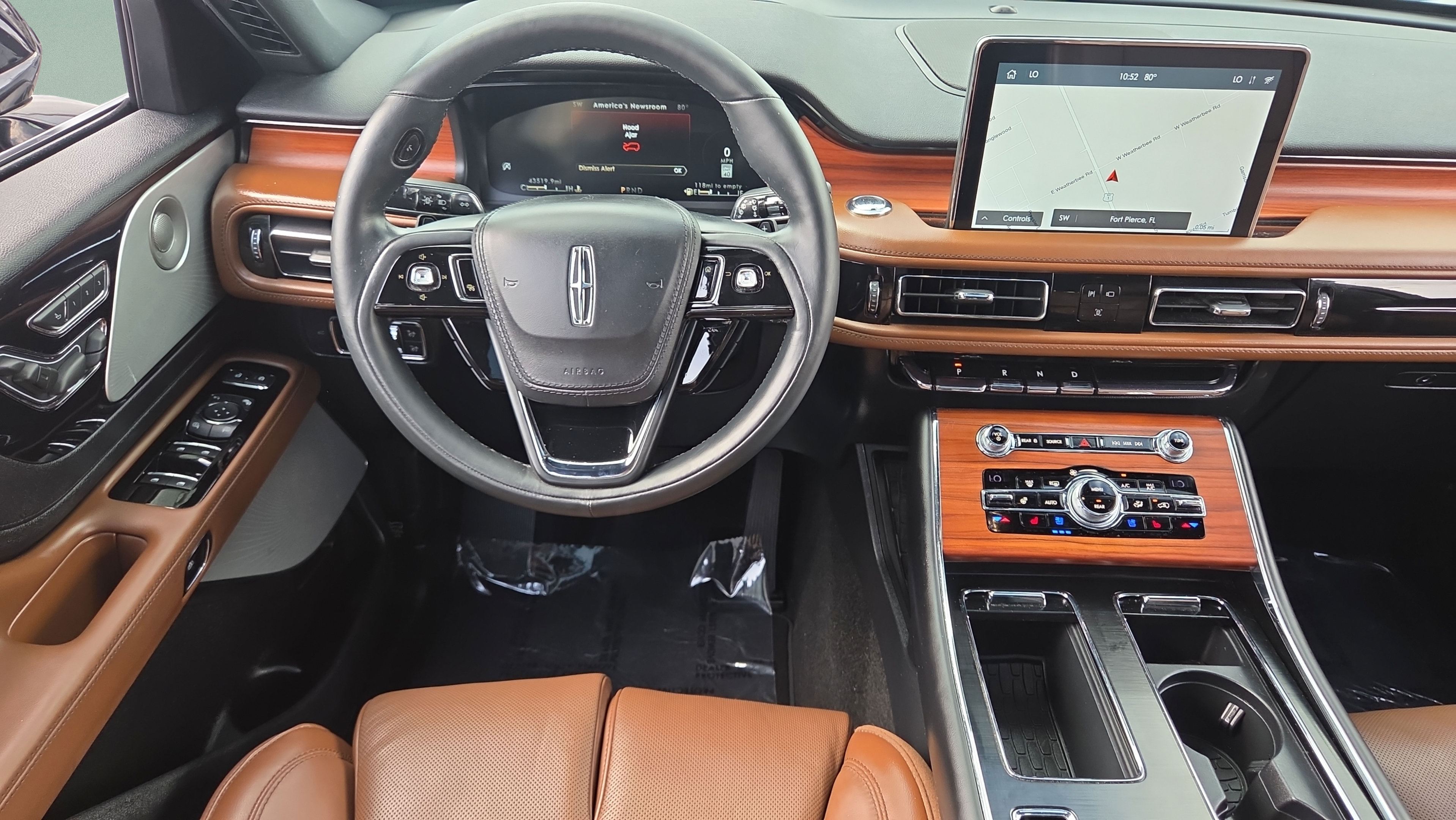 Used 2020 Lincoln Aviator Reserve w/ Equipment Group 201A RWD image 11