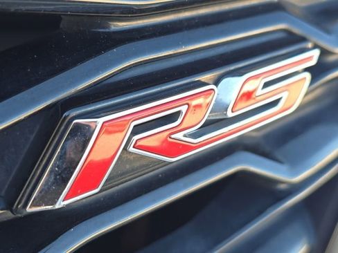 Used 2022 Chevrolet Equinox RS w/ RS Leather Package image 9