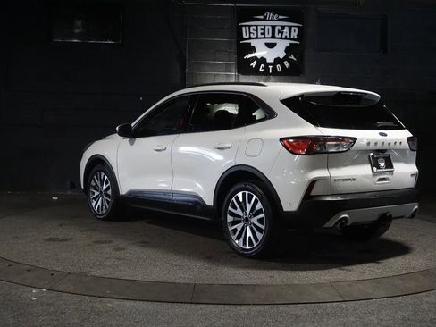 Used 2020 Ford Escape Titanium AWD/4WD image 3