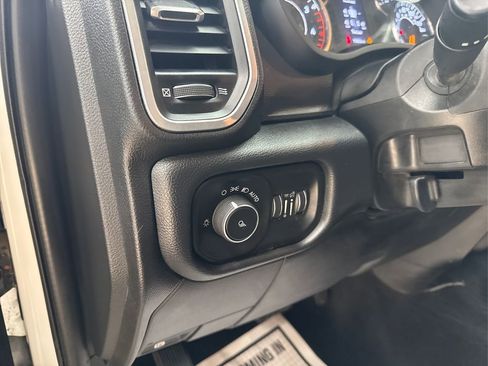 Used 2019 RAM 2500 Big Horn image 36