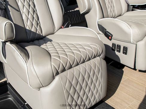 Used 2020 Mercedes-Benz Sprinter 3500 image 26