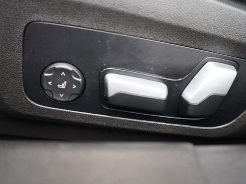 Used 2023 BMW 330e xDrive w/ Premium Package AWD/4WD image 10