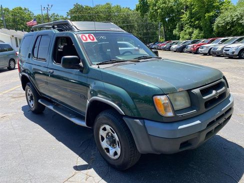 Used 2000 Nissan Xterra XE image 5