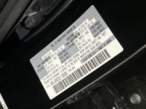 Used 2025 MAZDA CX-70 3.3 Turbo w/ Preferred Package image 11