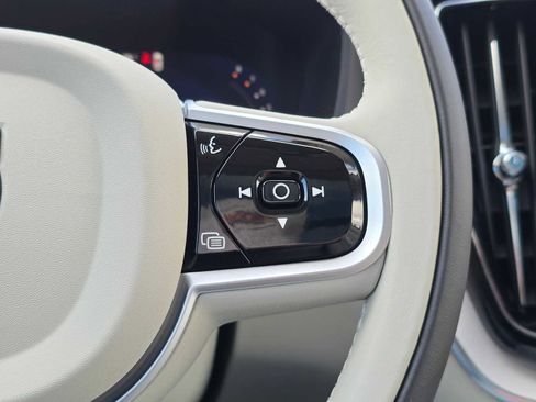 New 2026 Volvo XC60 B5 Ultra w/ Protection Package Premier image 28