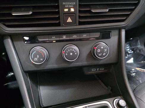 Used 2023 Volkswagen Jetta S image 24