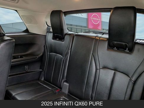 Certified 2025 INFINITI QX60 Pure image 17