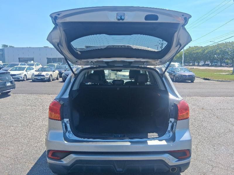 Used 2018 Mitsubishi Outlander Sport SEL FWD image 22