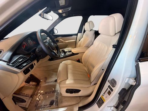 Used 2014 BMW X5 xDrive35d image 13