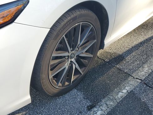 Used 2023 Toyota Camry SE image 6