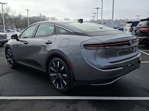 New 2026 Toyota Crown Platinum image 4