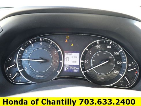 Used 2020 Nissan Armada SL image 9