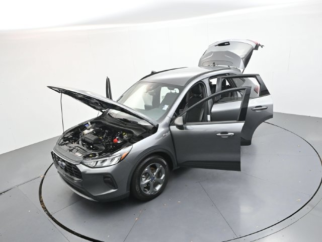 Used 2025 Ford Escape ST-Line FWD image 47