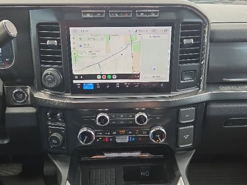 Used 2024 Ford F250 Lariat w/ Lariat Ultimate Package AWD/4WD image 29