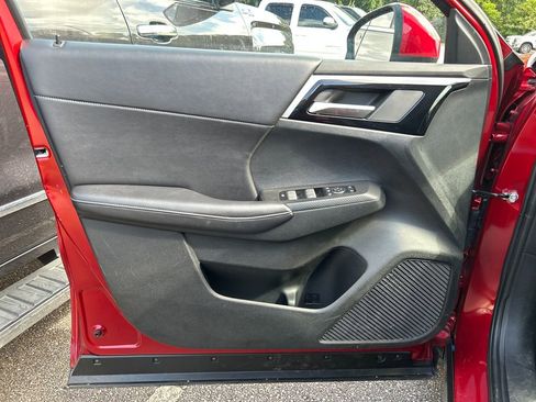 Used 2024 Mitsubishi Outlander SE AWD/4WD image 8