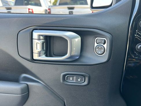 New 2024 Jeep Wrangler Unlimited Rubicon image 34