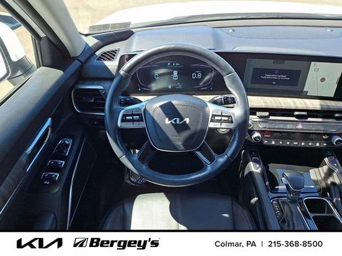 Certified 2024 Kia Telluride EX w/ EX Captain's Chair Package AWD/4WD image 16