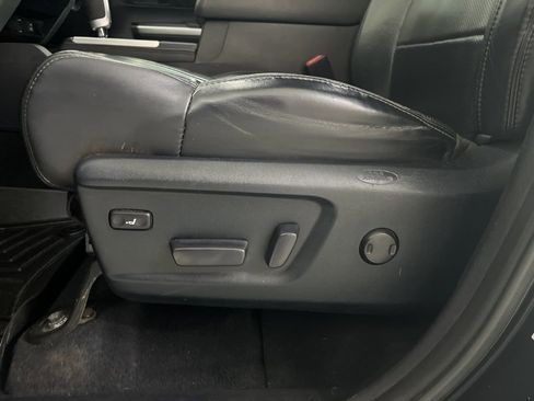 Used 2017 Toyota Tundra Platinum AWD/4WD image 53