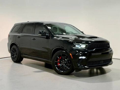 Used 2022 Dodge Durango SRT w/ SRT Interior Appearance Group AWD/4WD image 4