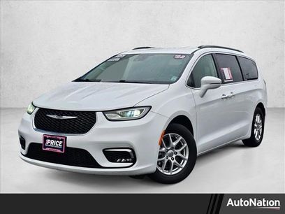 Used 2022 Chrysler Pacifica Touring-L