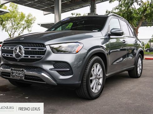 Used 2024 Mercedes-Benz GLE 450e 4MATIC image 3