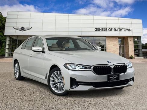 Used 2023 BMW 530i xDrive w/ Convenience Package image 1