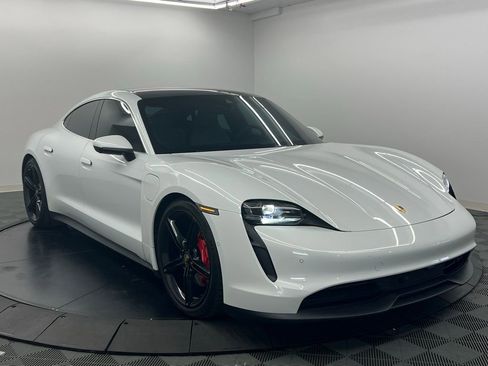 Used 2020 Porsche Taycan 4S image 2