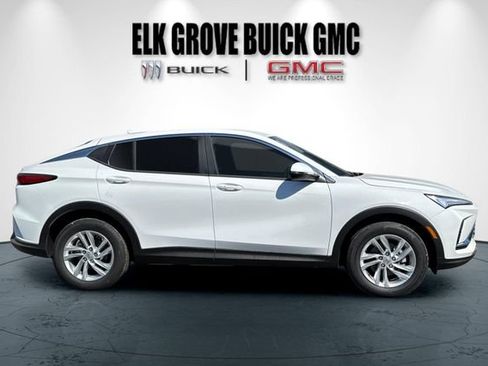 New 2026 Buick Envista Sport Touring w/ Convenience I Package FWD image 3
