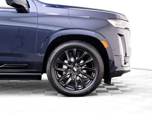 Certified 2024 Cadillac Escalade Sport Platinum w/ LPO, ONYX Package image 37