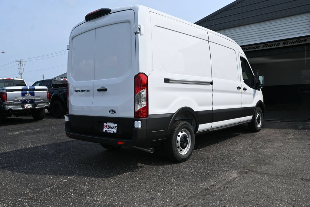 New 2026 Ford Transit 150 148 Medium Roof w/ Load Area Protection Package RWD image 2