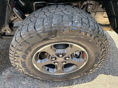 Used 2023 Jeep Gladiator Rubicon AWD/4WD image 43