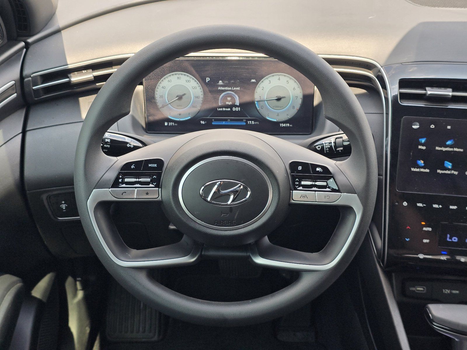 Used 2024 Hyundai Santa Cruz SEL w/ Activity Package FWD image 17