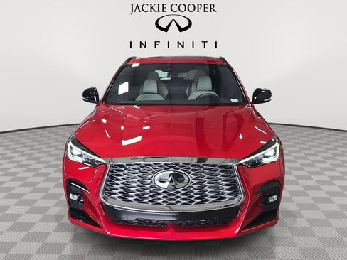 Certified 2025 INFINITI QX55 Essential AWD/4WD image 2