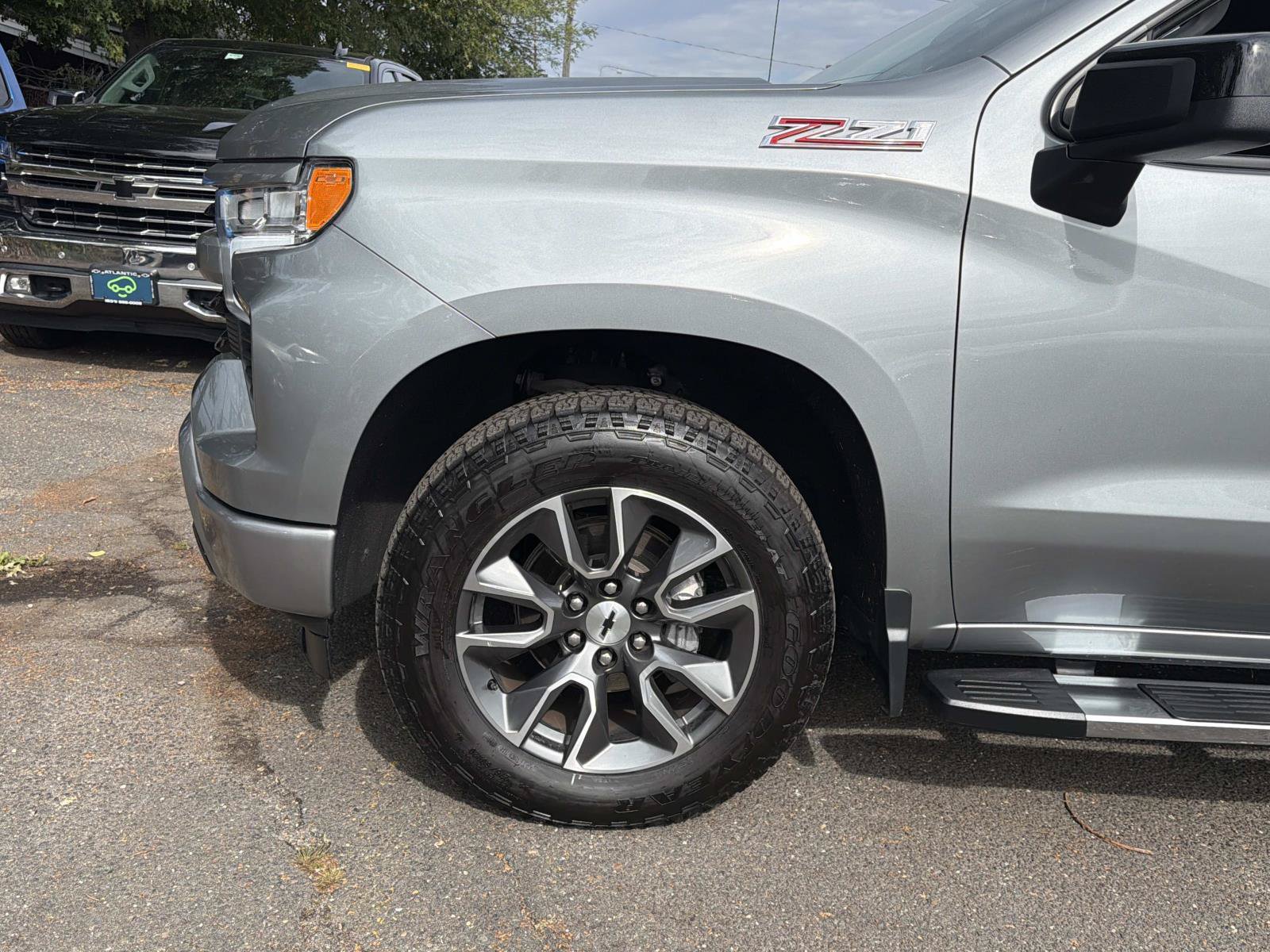 Used 2023 Chevrolet Silverado 1500 RST AWD/4WD image 8