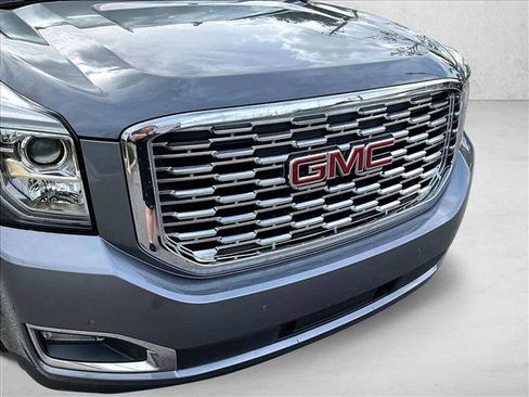 Used 2019 GMC Yukon Denali w/ Denali Ultimate Package image 28