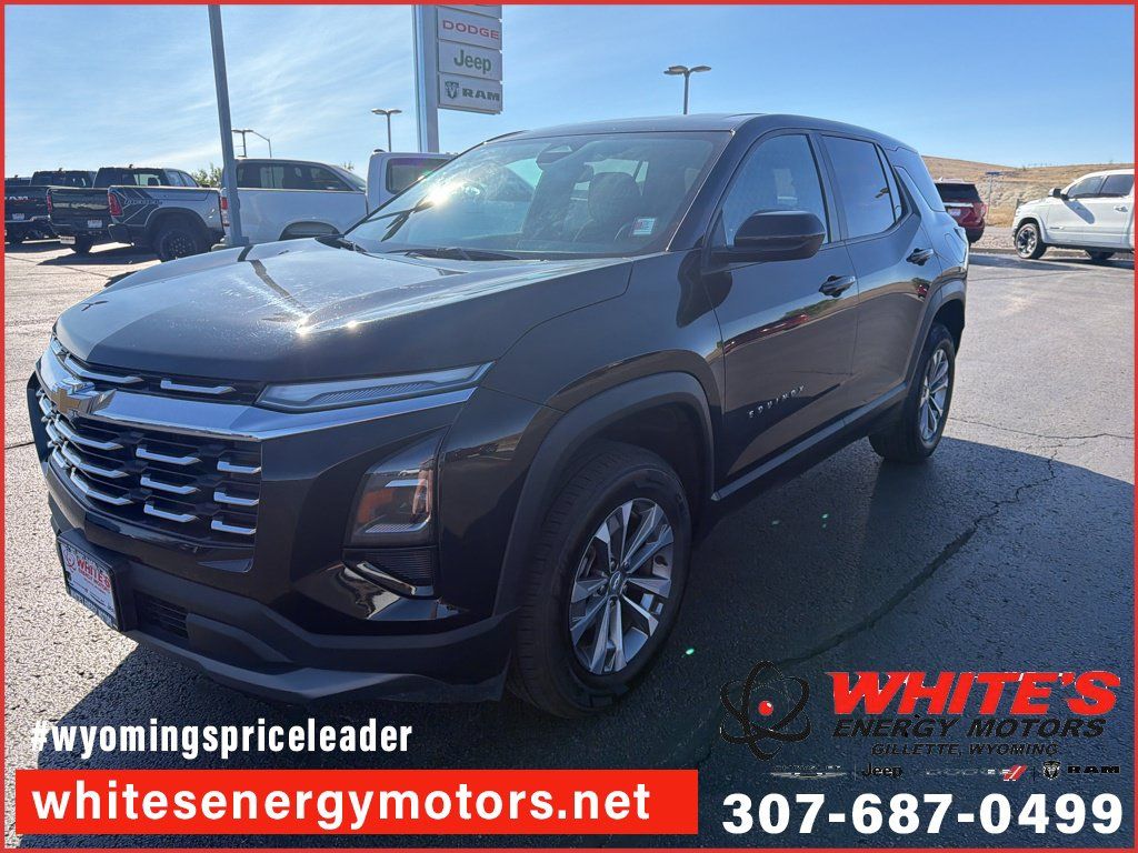 Used 2025 Chevrolet Equinox LT AWD/4WD image 1