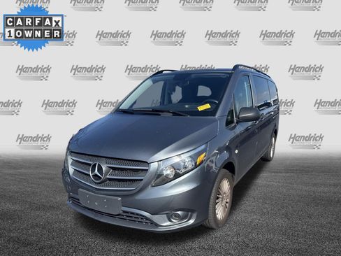 Used 2019 Mercedes-Benz Metris Passenger image 5