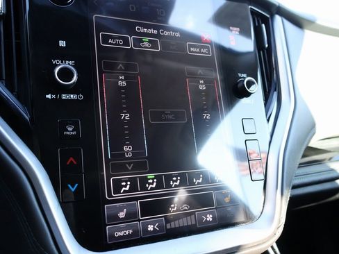 Used 2024 Subaru Outback Onyx Edition XT image 37