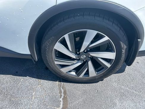 Used 2018 Nissan Murano Platinum FWD image 11
