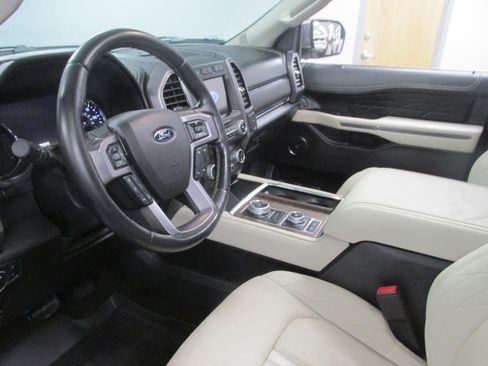 Certified 2020 Ford Expedition Max Platinum image 26