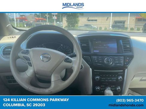Used 2014 Nissan Pathfinder Platinum FWD image 14