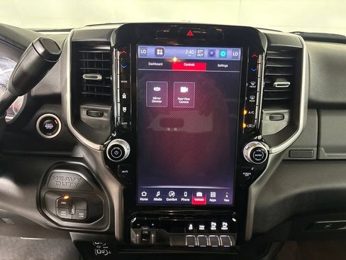 Used 2026 RAM 2500 Big Horn AWD/4WD image 18