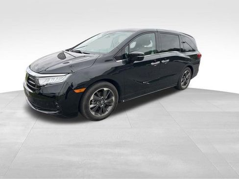 Used 2023 Honda Odyssey Elite image 4