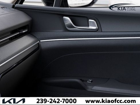New 2026 Kia K5 LXS FWD image 25