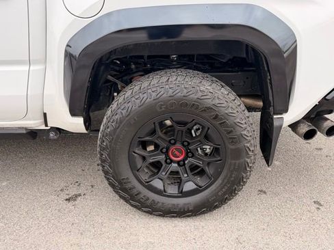 Used 2025 Toyota Tacoma TRD Pro w/ Tow Tech Package AWD/4WD image 26