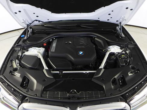 Used 2023 BMW 530i RWD image 6