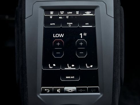 Used 2022 Lamborghini Huracan STO image 73